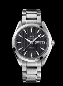 Omega Seamaster Aqua Terra 150m Annual Calendar Co-Axial 43mm Grey / Bracelet (231.10.43.22.06.001)