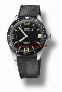 Oris Divers Sixty-Five (01 733 7707 4064-07 4 20 18)