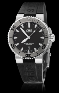 Oris Aquis Date 43 (733 7653 4153-07 4 26 34EB)