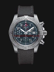 Breitling Avenger Bandit Military Rubber (E1338310.M534.253S)