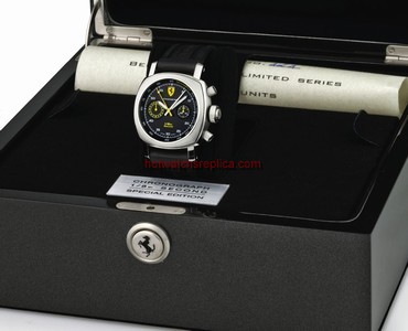 Panerai Ferrari Scuderia 1/8 Second (FER00025)