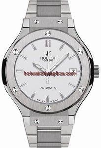 Hublot Classic Fusion 565.NX.2610.NX