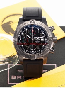 Breitling Avenger Blacksteel &Aacute;guila Real Mexicana (M13380 FT)