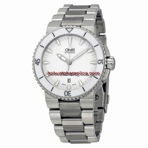 Oris Aquis 01 733 7653 4156-07 8 26 01PEB