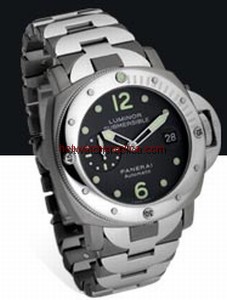 Panerai Luminor Submersible Titanium / Steel (PAM00170)