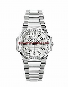 Patek Philippe Nautilus 7010/1G-001