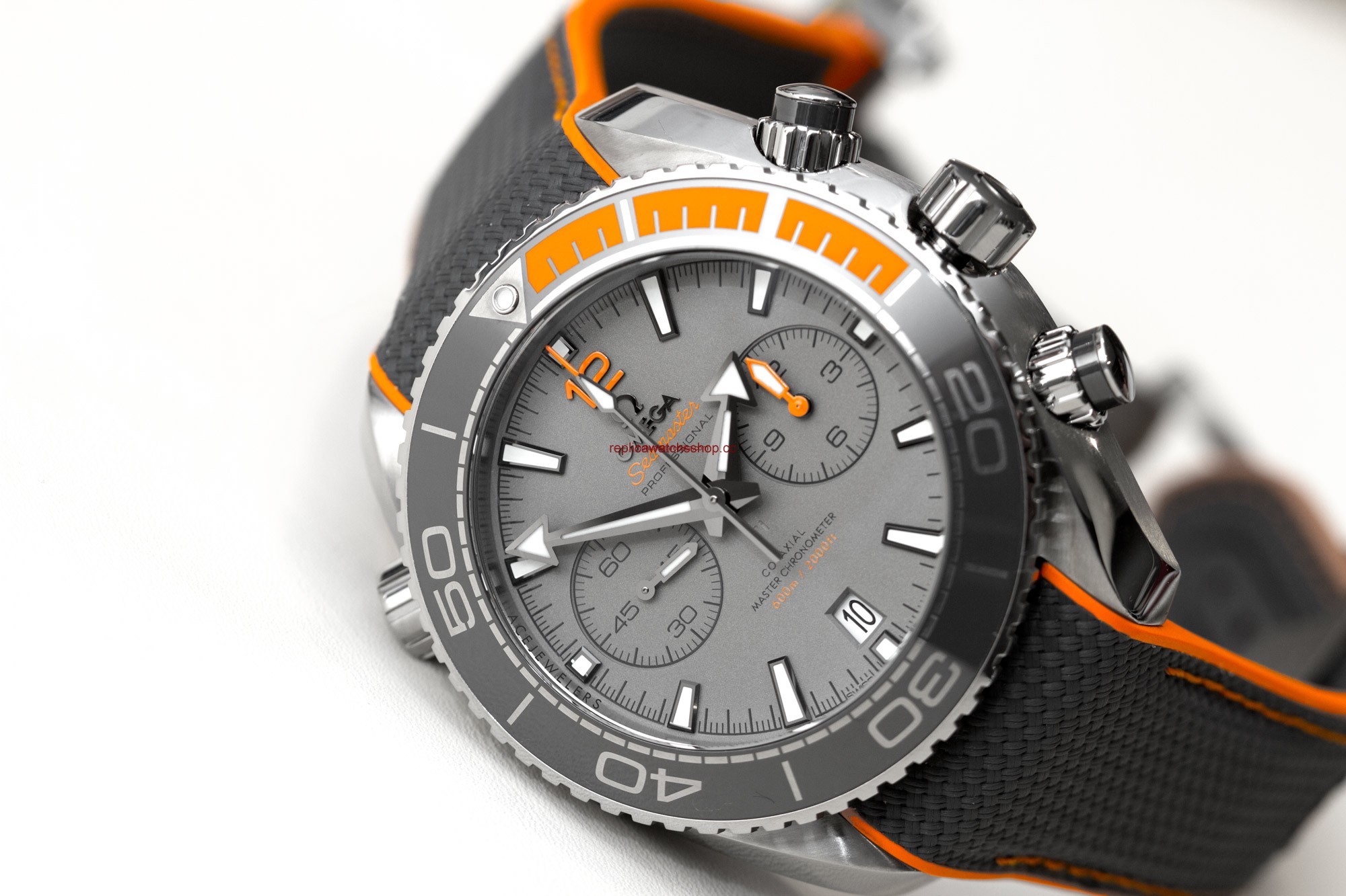 Omega Seamaster Planet Ocean 600M Co-Axial Master Chronometer Chronograph Titanium / Strap (215.92.46.51.99.001) Omega Seamaster Planet Ocean 600M Co-Axial Master Chronometer Chronograph Titanium / Strap (215.92.46.51.99.001)
