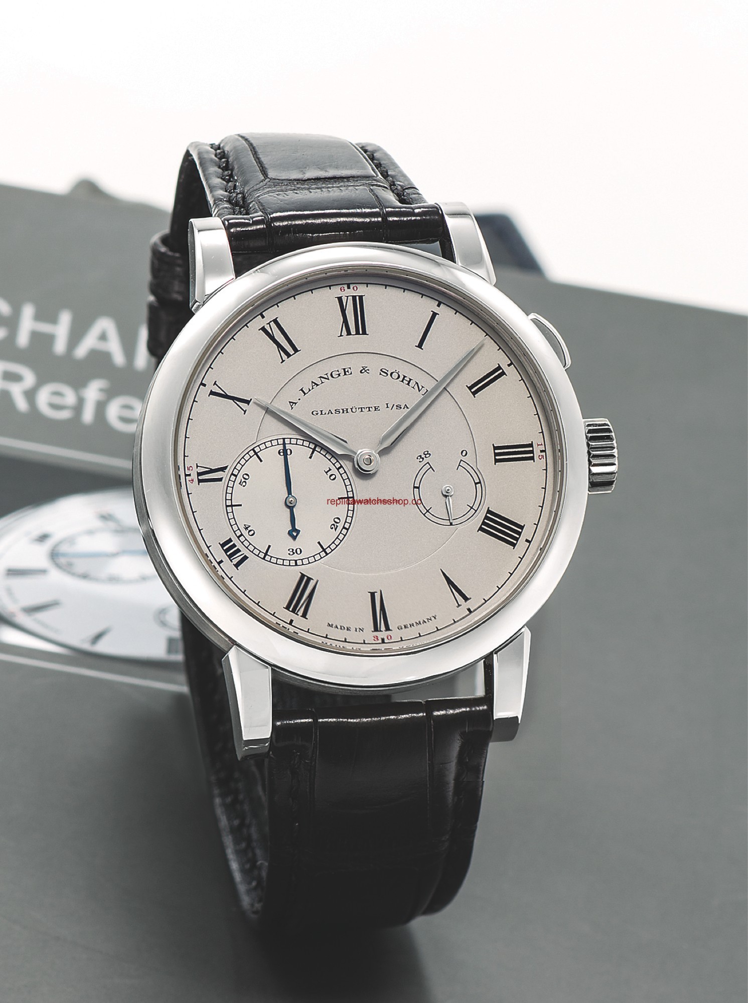 A. Lange & Sohne Richard Lange Referenzuhr Platinum (250.025) A. Lange & Sohne Richard Lange Referenzuhr Platinum (250.025)