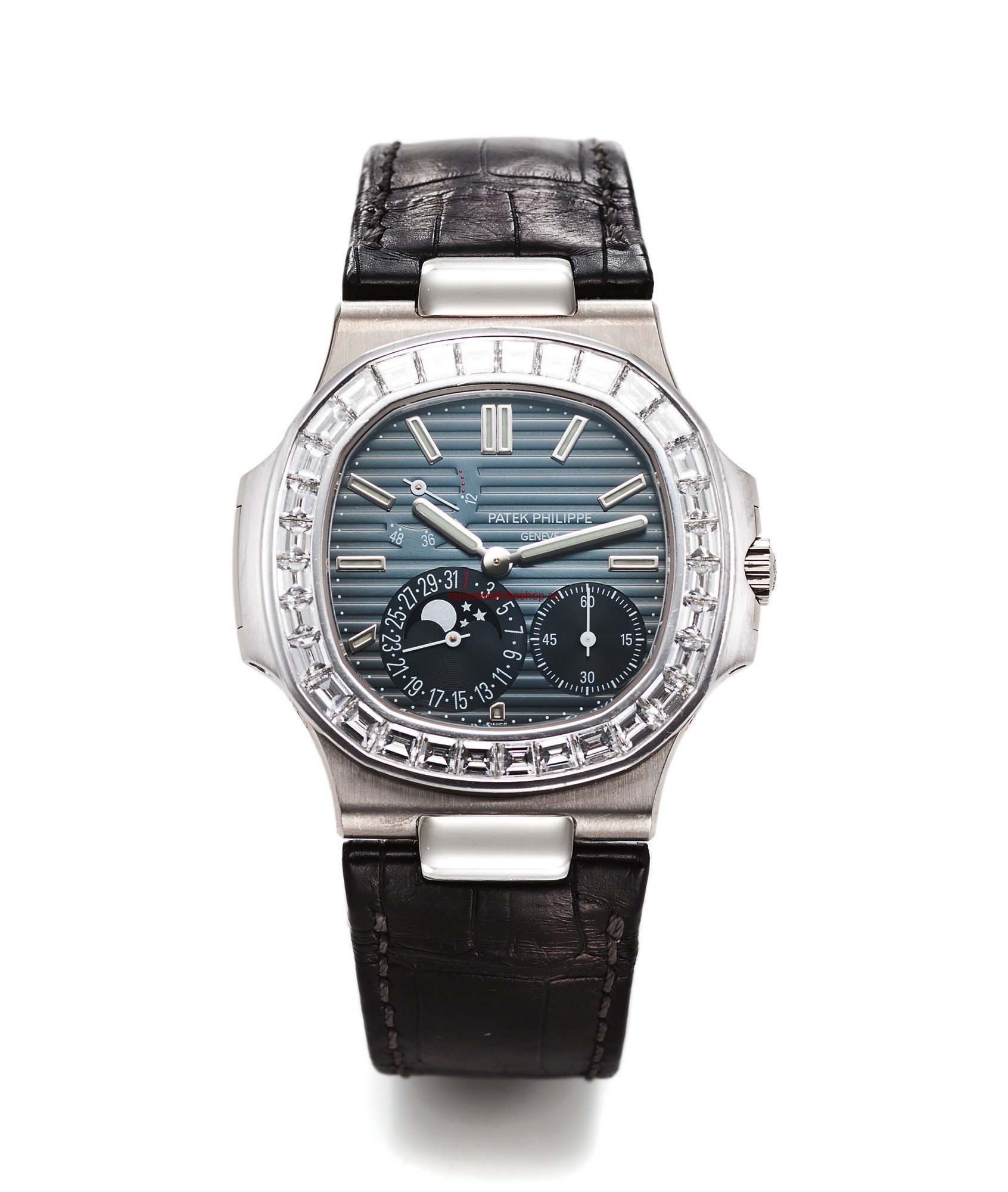 Patek Philippe Nautilus 5722G (5722G-001)