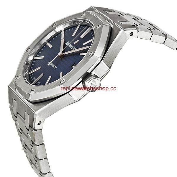 Audemars Piguet Royal Oak 15400ST.OO.1220ST.03 img1