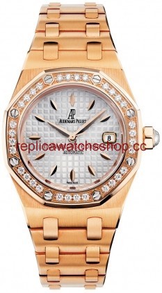 Audemars Piguet Royal Oak 77321OR.ZZ.1230OR.01