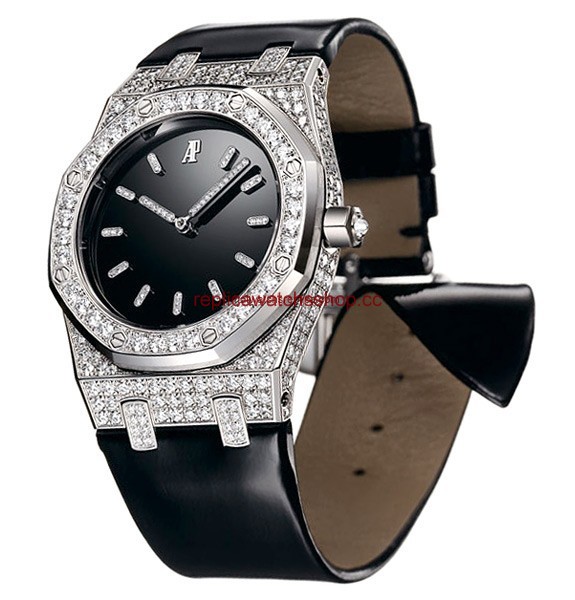Audemars Piguet Royal Oak 77220BC.ZZ.D004CU.01
