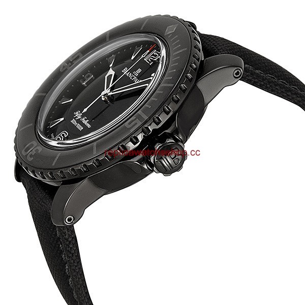Blancpain Fifty Fathoms 5015-11C30-52 img1