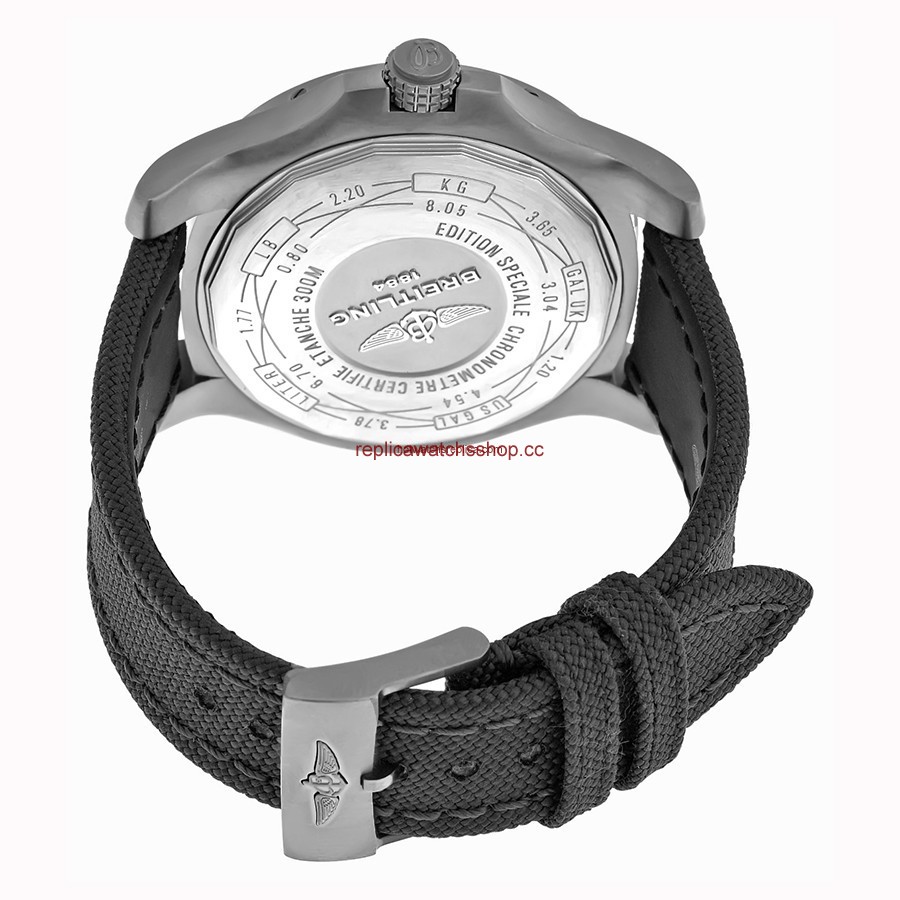 Breitling Avenger V1731010-BD12BKNT img2 Breitling Avenger V1731010-BD12BKNT img2