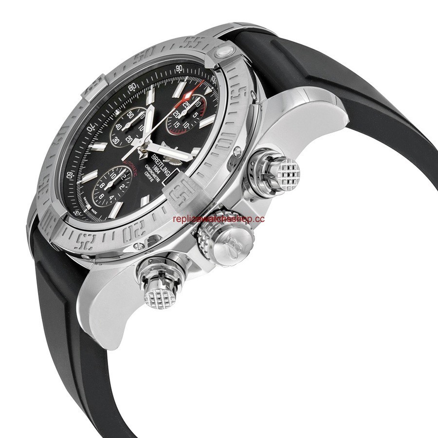 Breitling Avenger A1338111-BC32BKPT img1