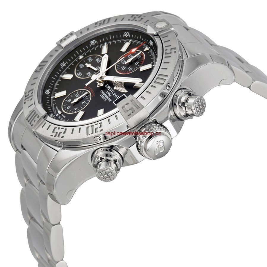 Breitling Avenger A1338111/BC32SS img1