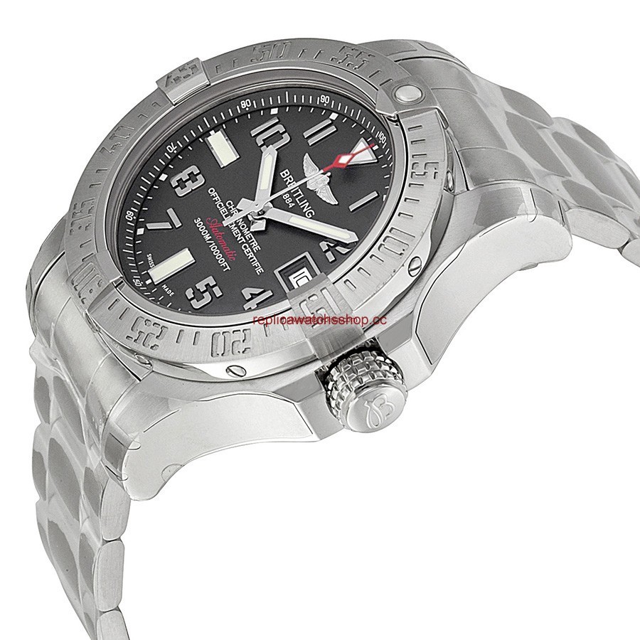 Breitling Avenger A1733110/F563SS img1