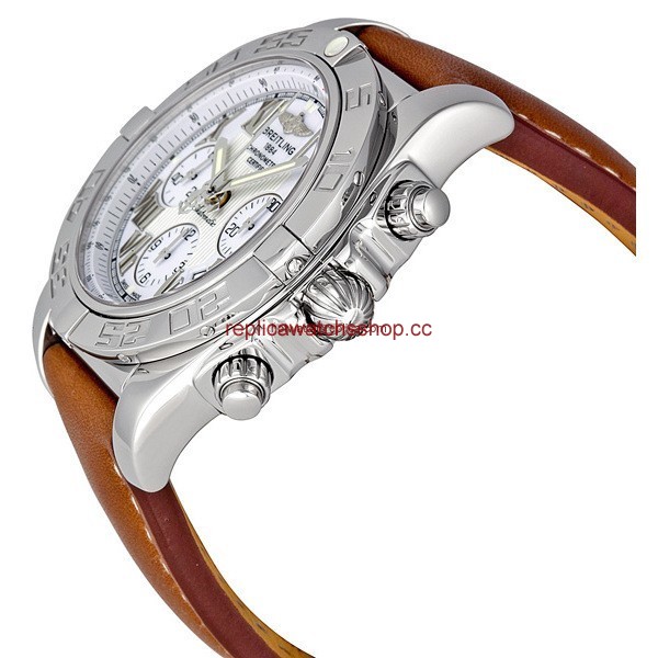 Breitling Chronomat AB011012-A690BRLT img1