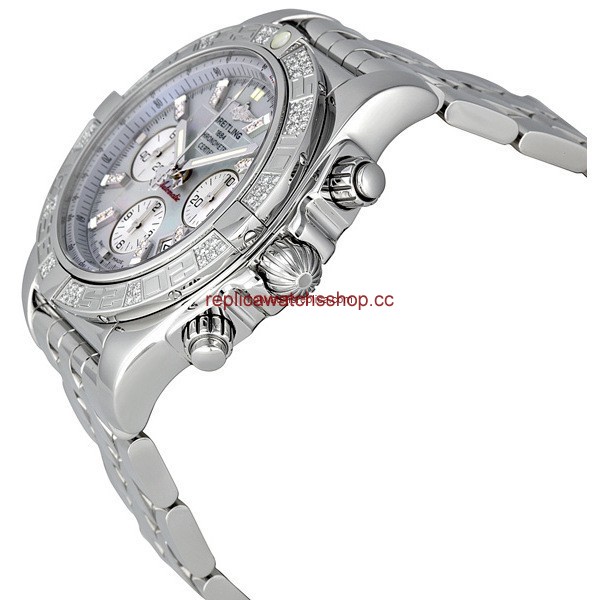 Breitling Chronomat AB0110AA-G686SS img1