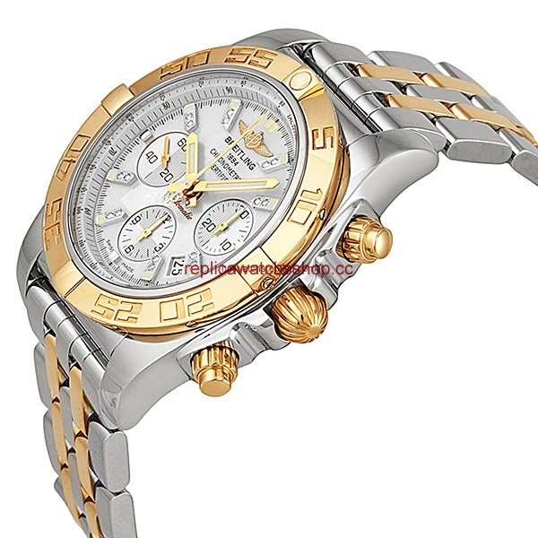 Breitling Chronomat CB011012-A698 img1