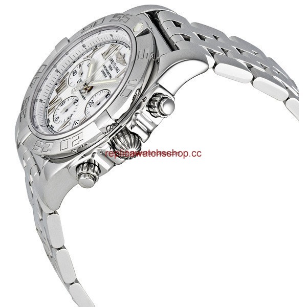 Breitling Chronomat AB011011/A690SS img1
