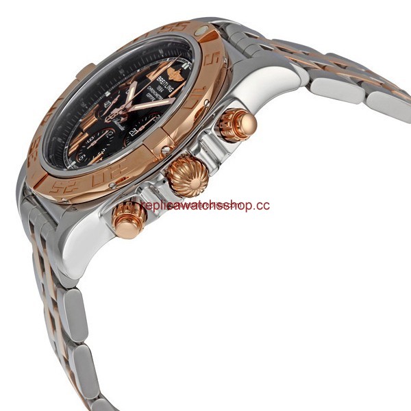 Breitling Chronomat CB011012/B957 img1