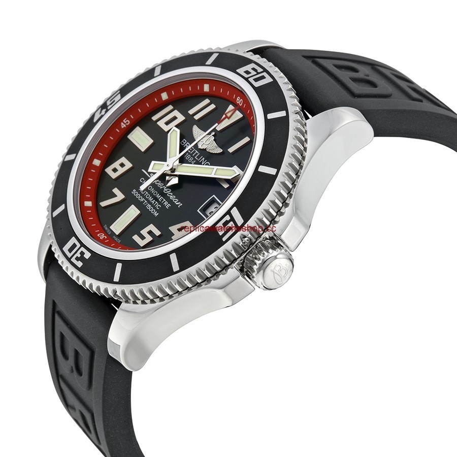 Breitling Superocean A1736402-BA31BKPT3 img1