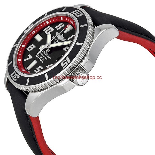 Breitling Superocean A1736402-BA31BKLT img1