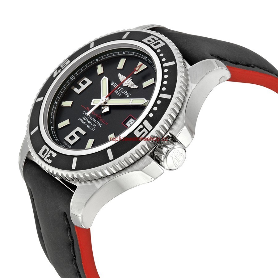 Breitling Superocean A1739102-BA76BKRDT img1