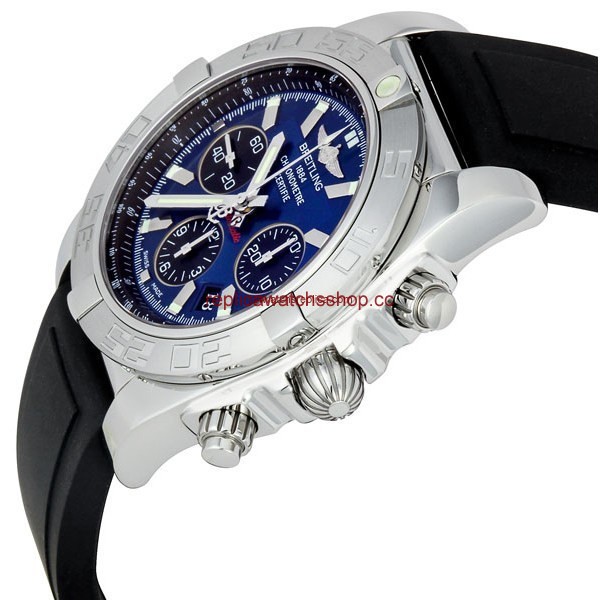 Breitling Chronomat AB011011/C789 img1