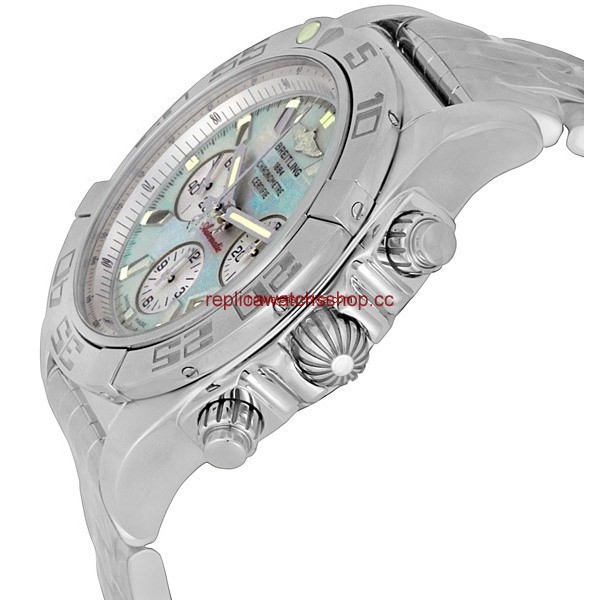 Breitling Chronomat AB011012-G68-375A img1