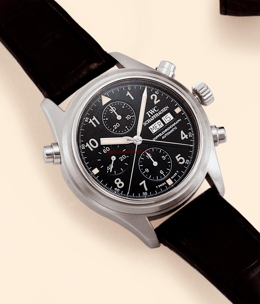 IWC Pilot's Watch Doppelchronograph French Alligator (IW3713-04) IWC Pilot's Watch Doppelchronograph French Alligator (IW3713-04)