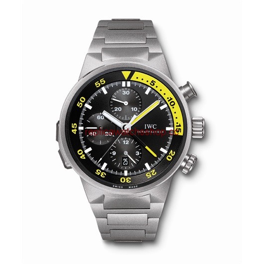 IWC Aquatimer Split Minute Chronograph (IW3723-01) IWC Aquatimer Split Minute Chronograph (IW3723-01)