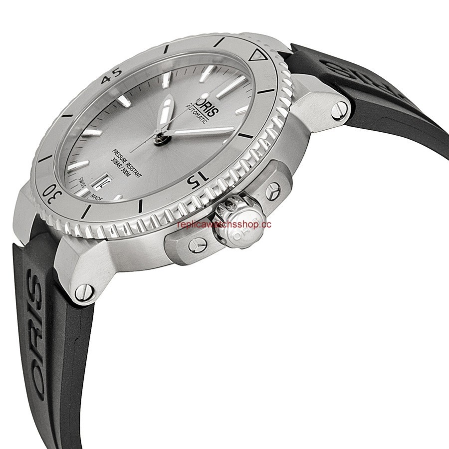 Oris Aquis 01 733 7676 4141-07 4 21 34 img1