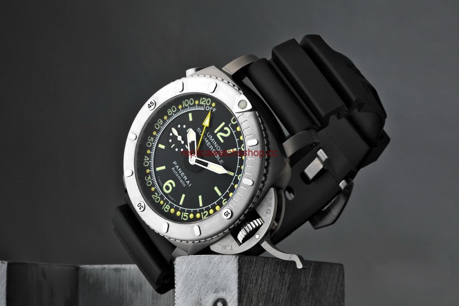 Panerai Luminor Submersible 1950 Depth Guage (PAM00193) Panerai Luminor Submersible 1950 Depth Guage (PAM00193)