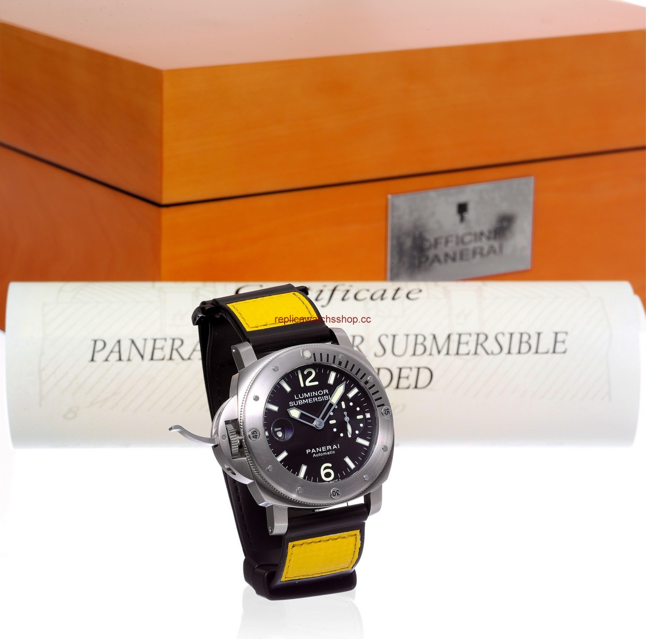 Panerai Luminor Submersible Destro Chronopassion (PAM00239) Panerai Luminor Submersible Destro Chronopassion (PAM00239)