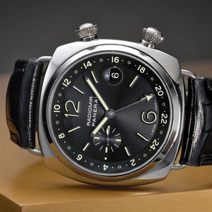 Panerai Radiomir GMT White Gold (PAM00185) Watch